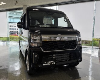 新型エブリイワゴンの展示車ございます！！